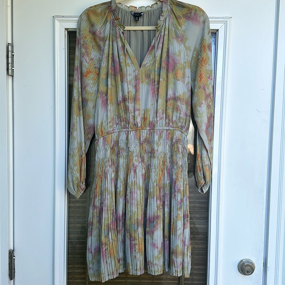 Current Air long sleeve cinch waisted dress. Size XS